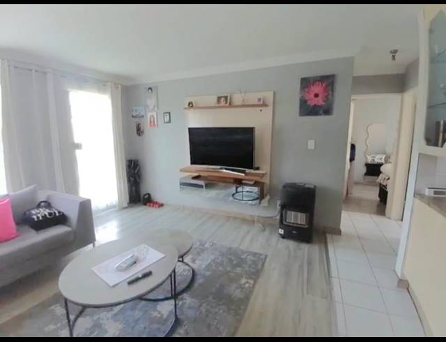2 BEDROOM TOWNHOUSE FOR SALE IN RIDGEWAY